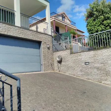 Casa Marisa, By Madeira-alojamentolocal & Exp. Ponta do Sol (Madeira)
