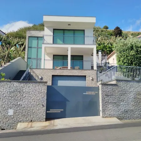 Casa Marisa, By Madeira-alojamentolocal & Exp. Holiday home Ponta do Sol (Madeira)